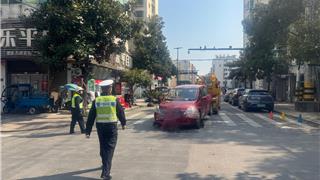 “七必拖”铁腕整治！龙港“净停”行动动真格